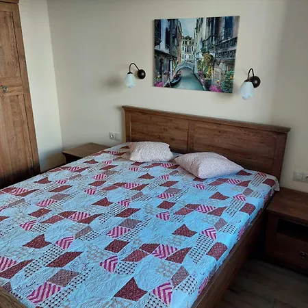 делукс 2 Apartman Burgasz