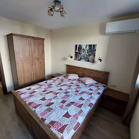 делукс 2 * Burgasz